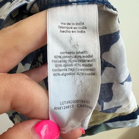 Onia Mens Casual Summer Button Down Shirt Short Sleeve Blue Printed Size XL - Picture 7 of 8